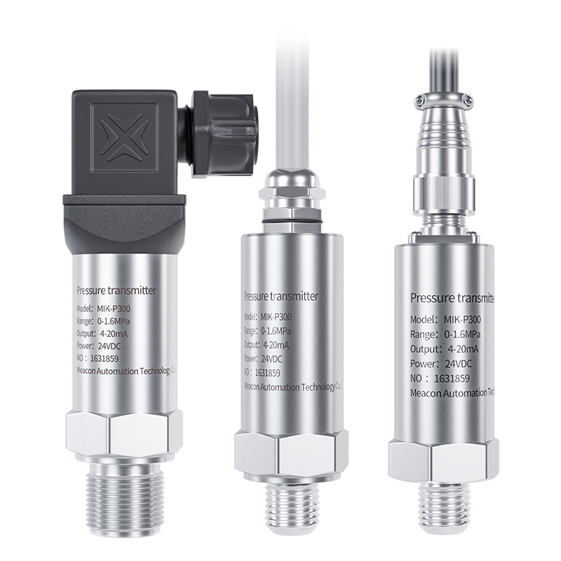 Pressure transmitter with compact size